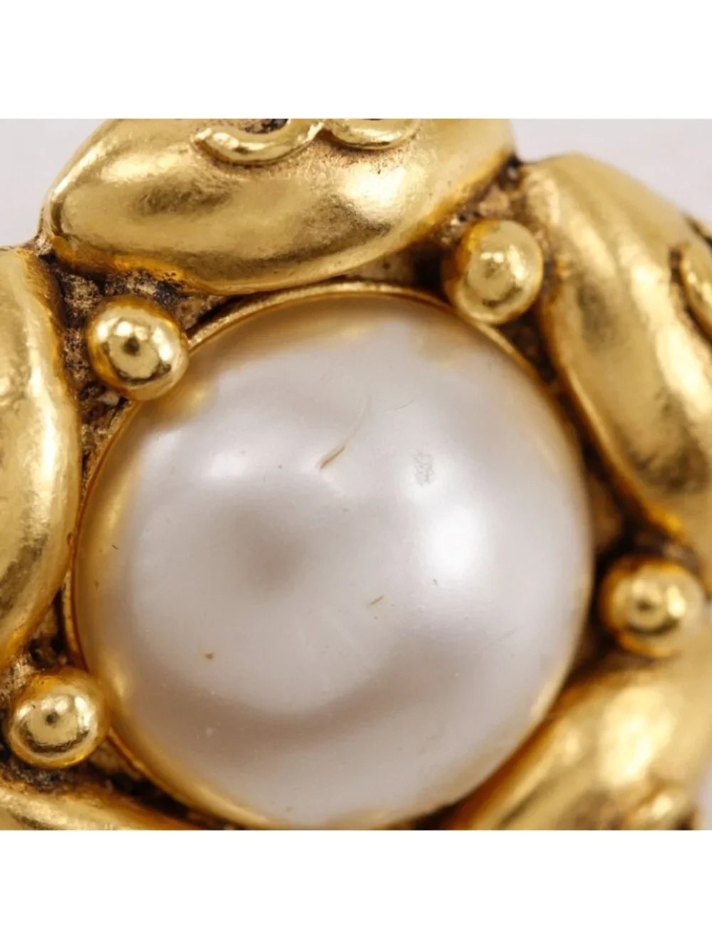 Chanel CC Logo Flower Vintage Gold Plated Faux Pearl Earrings